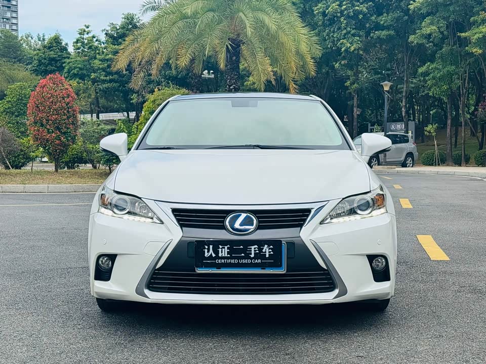 Lexus CT