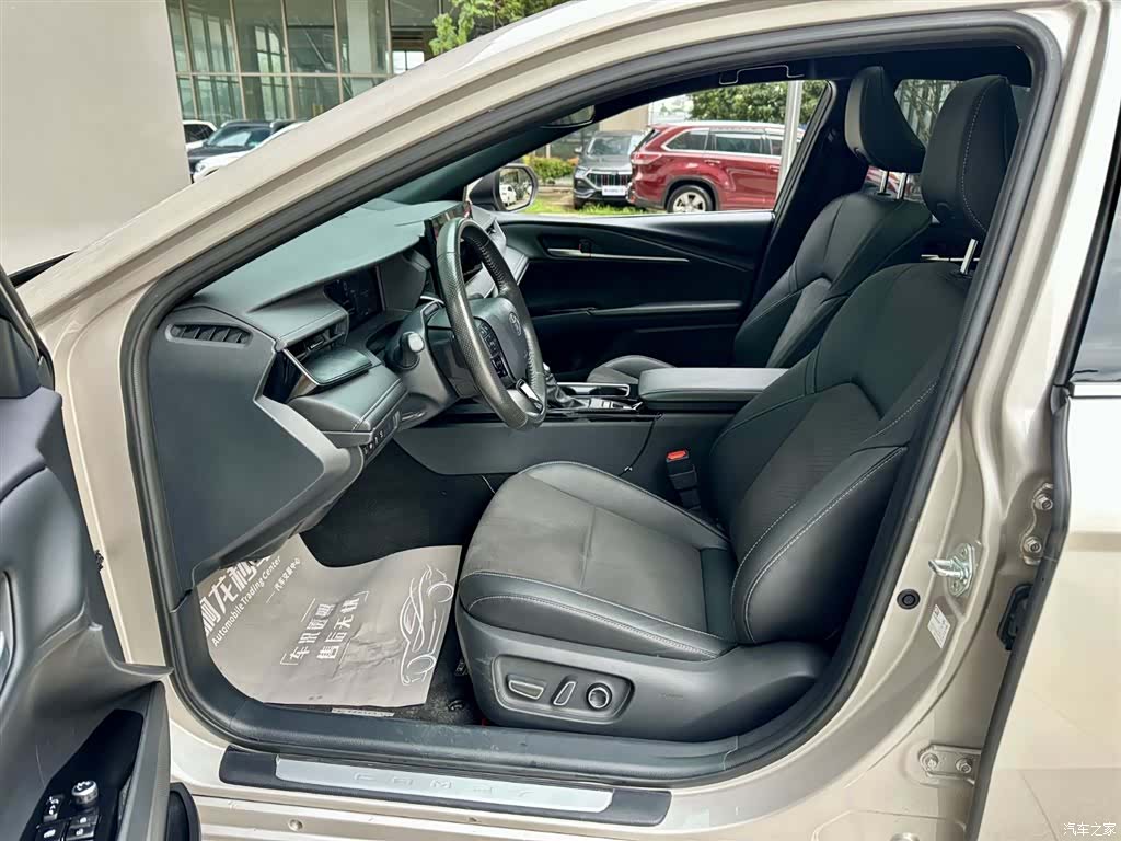 Toyota Camry, 2024 11