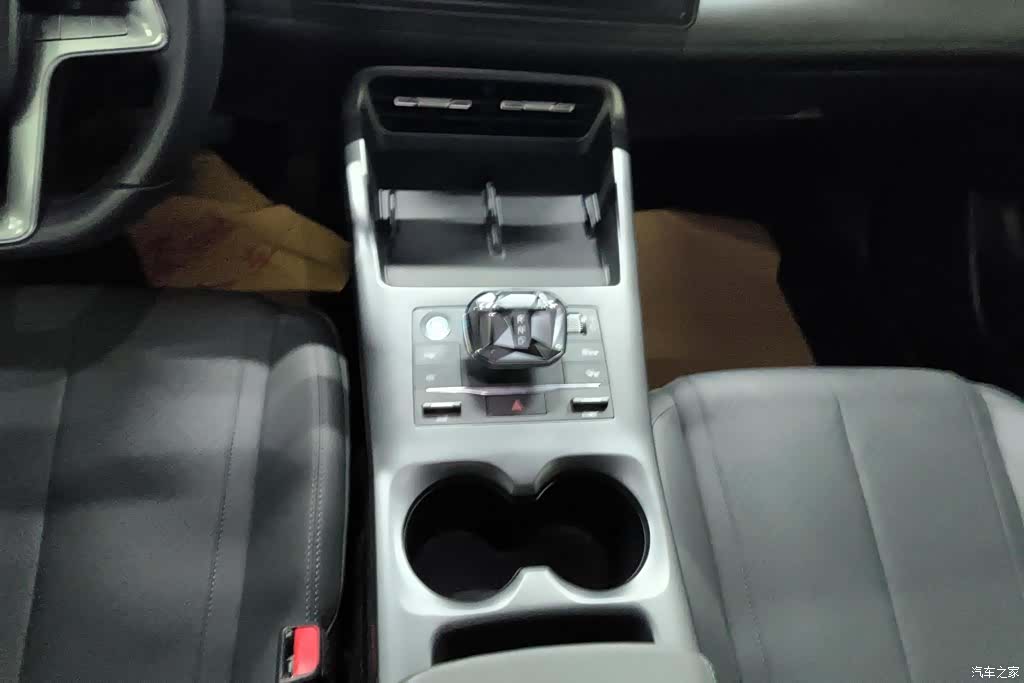 BYD Qin, 2025 16