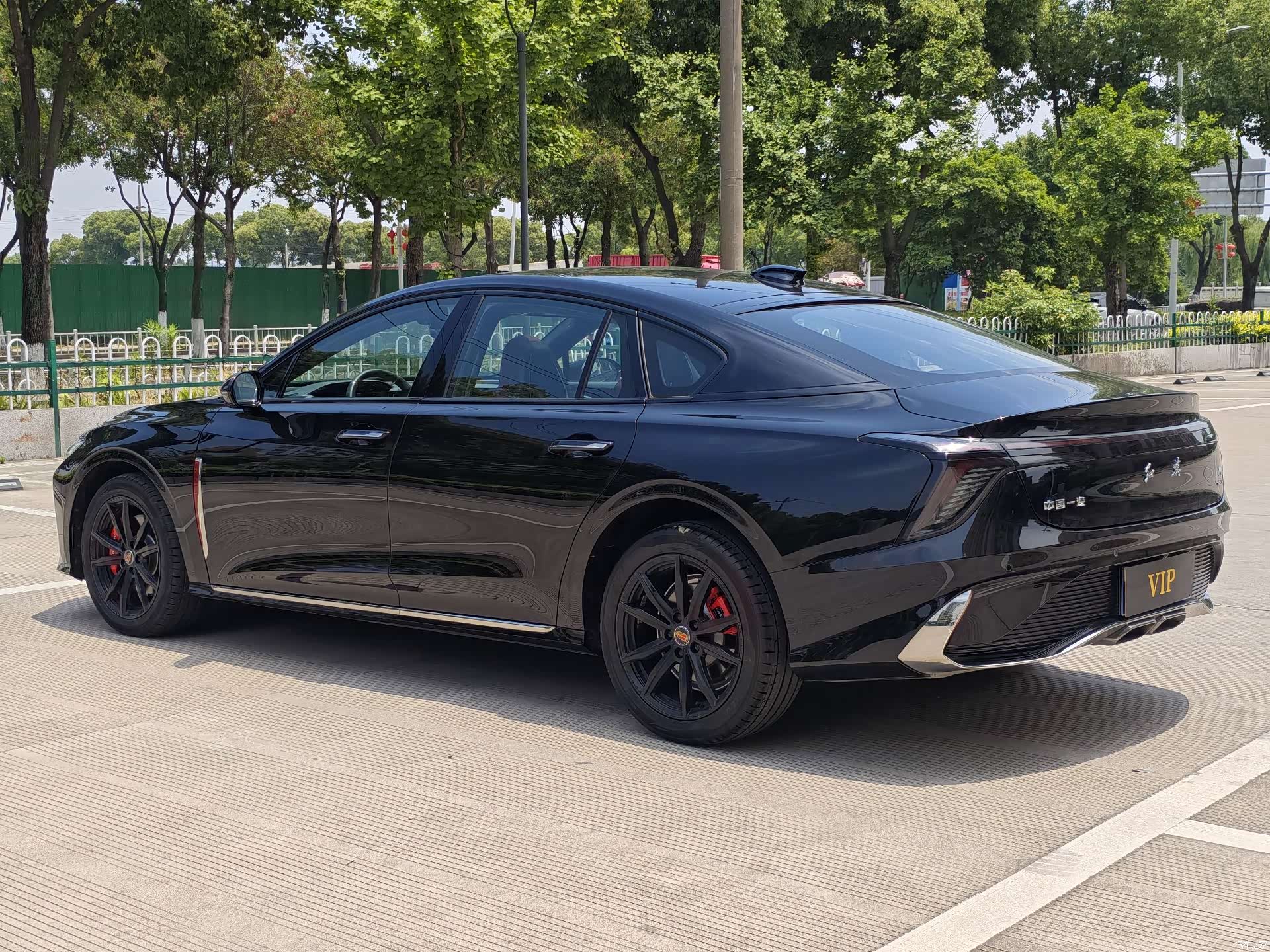 Hongqi H6, 2025 11