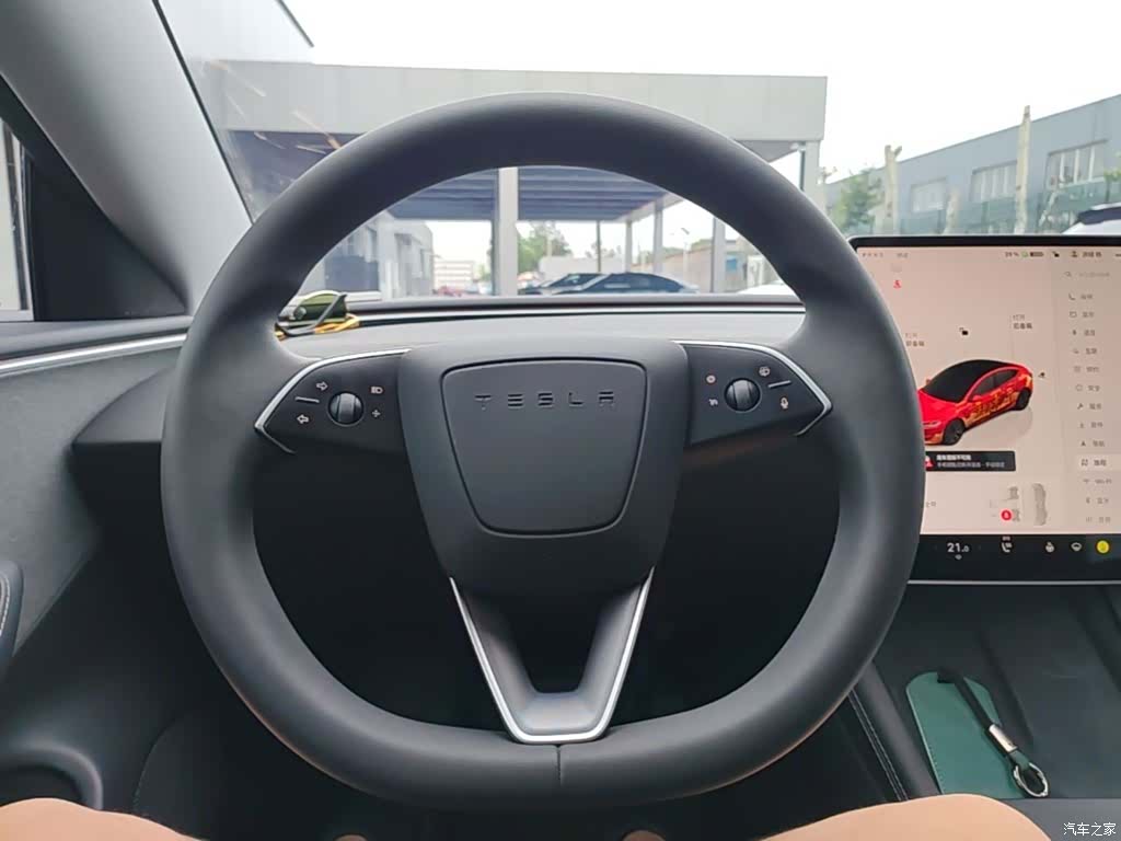 Tesla Model 3, 2024 11