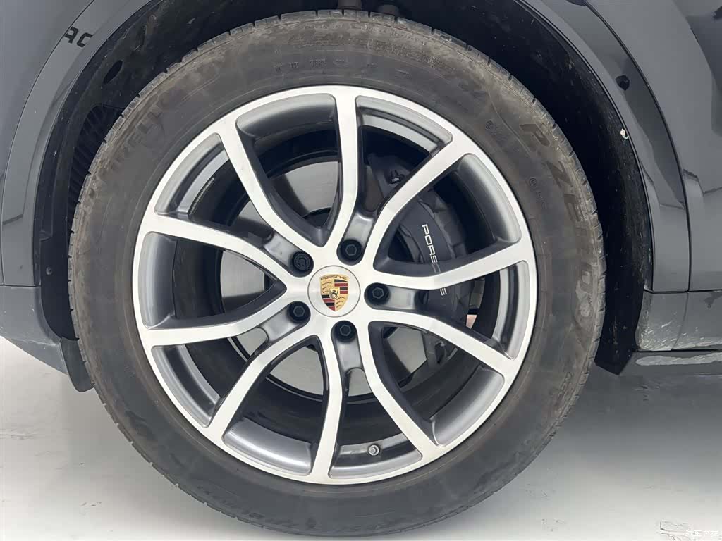 Porsche Cayenne, 2025 13