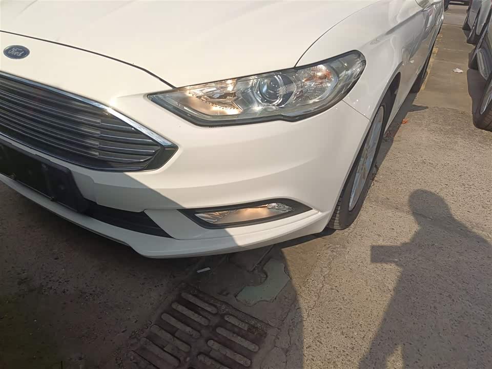 Ford Mondeo Ford Mondeo