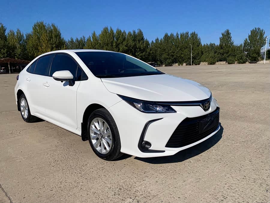 Toyota Corolla 2023, фото 3