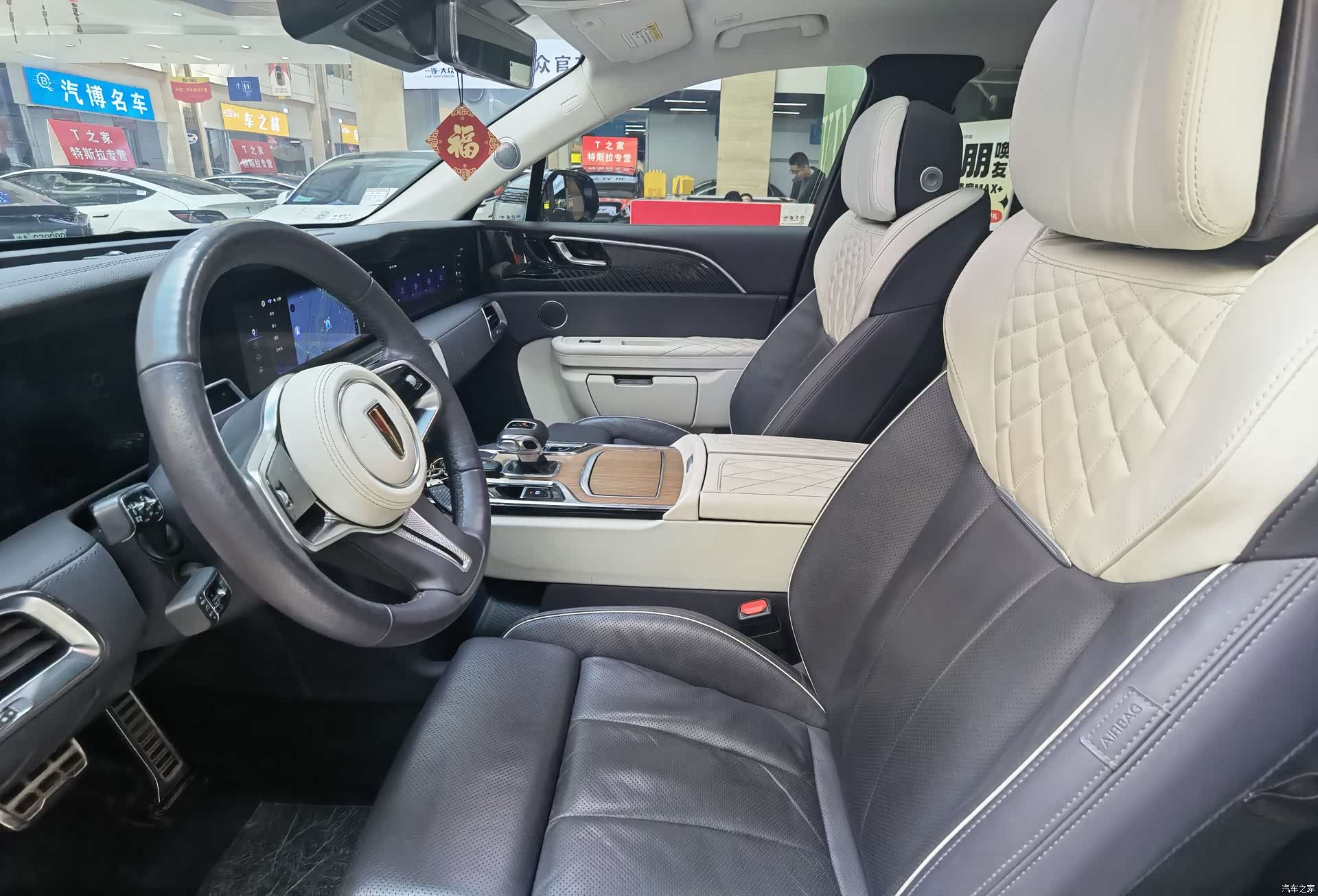 Hongqi E-HS9, 2021 14