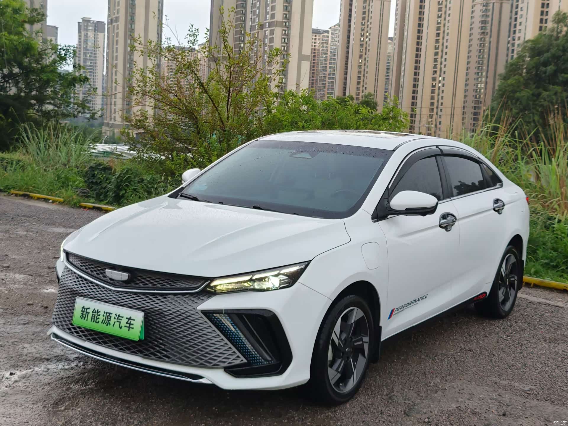 Geely Emgrand, 2023 1