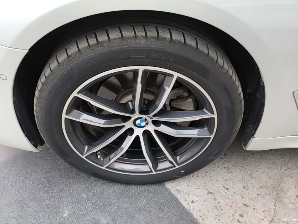 BMW 5 Series, 2021 23