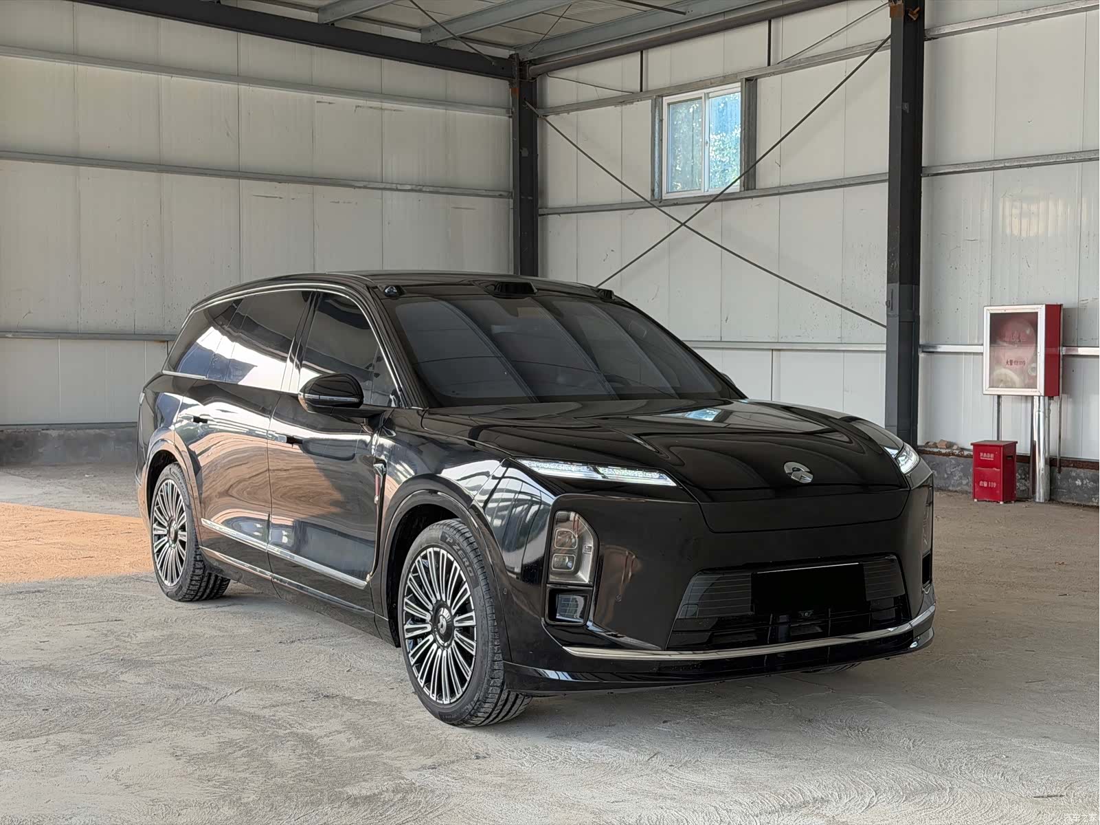 NIO ES8, 2025 3