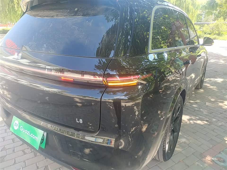 Li Auto Ideal L8