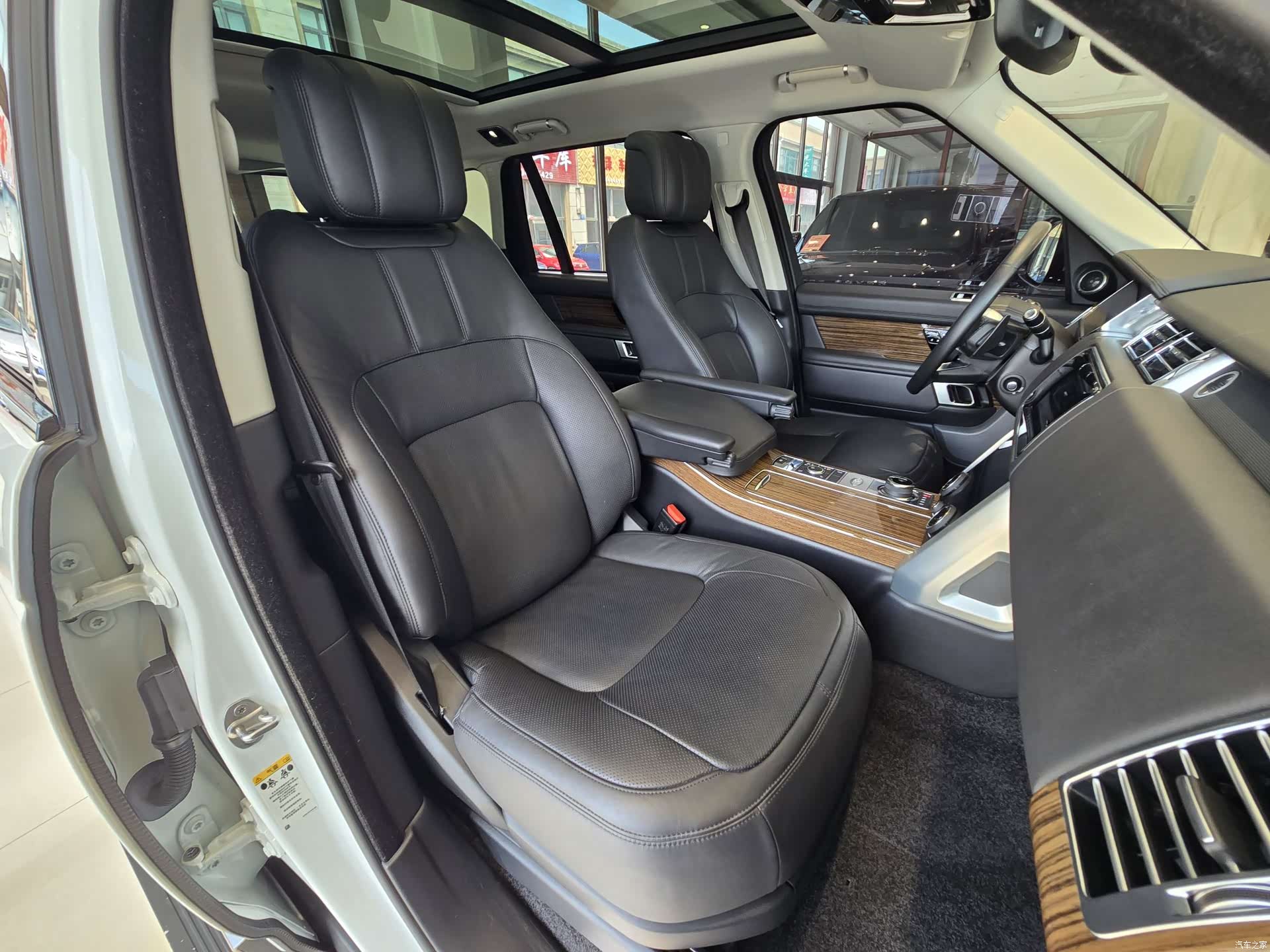 Land Rover Range Rover, 2018 11