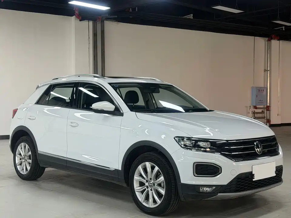 Volkswagen T-ROC exploring Songs