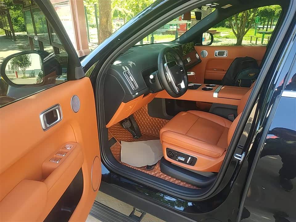 Li Auto Ideal L8