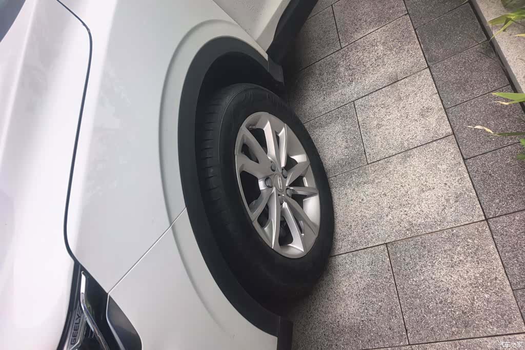 Geely Coolray, 2020 6