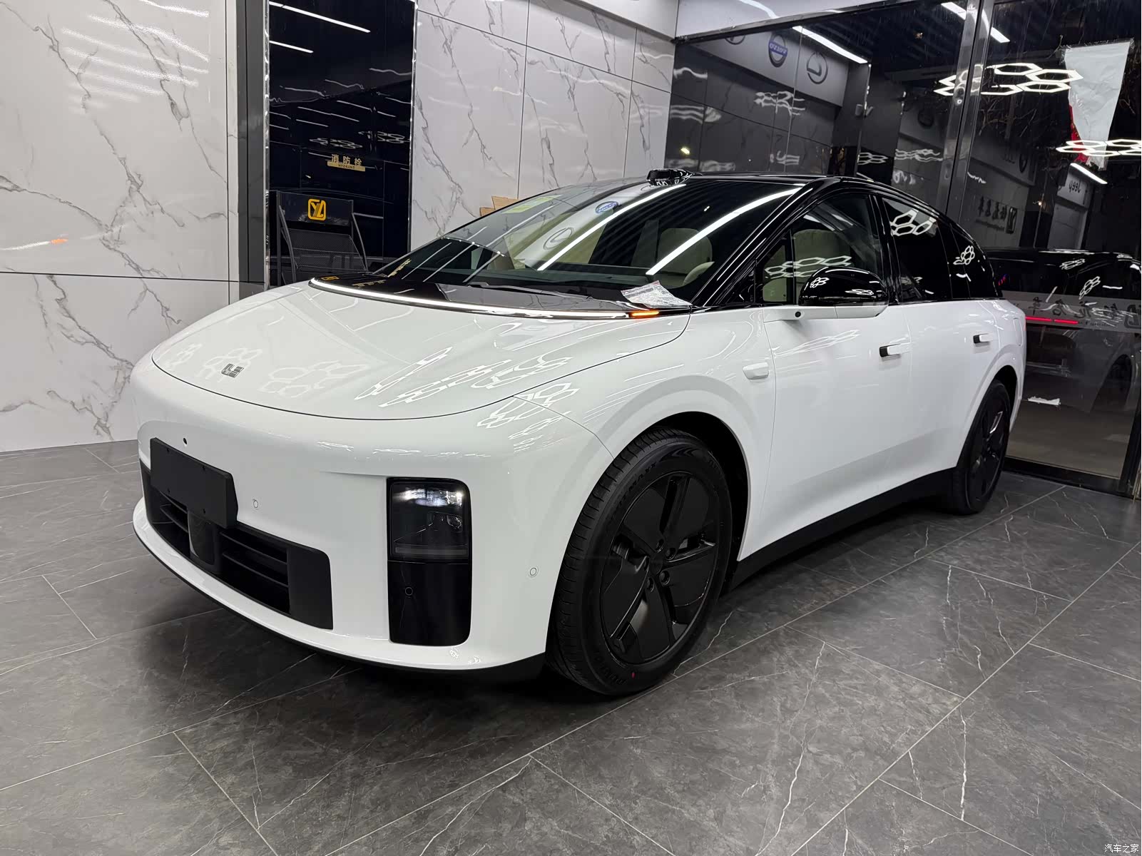 Li Auto i6, 2026 1