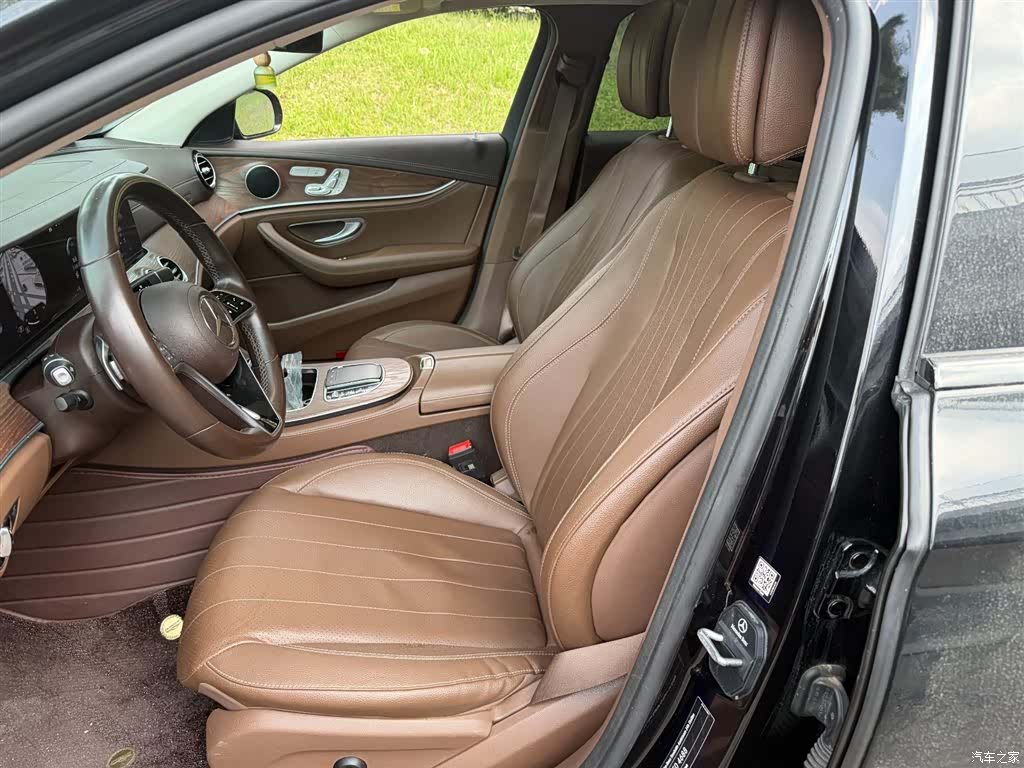 Mercedes-Benz E-Class, 2023 8