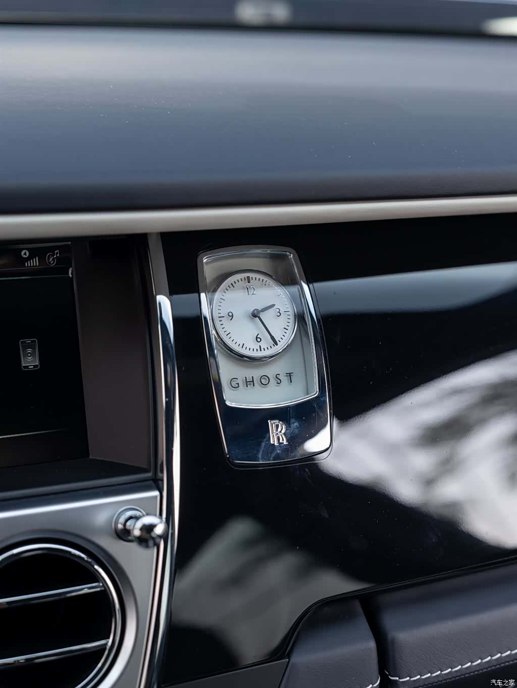 Rolls-Royce Ghost, 2019 15