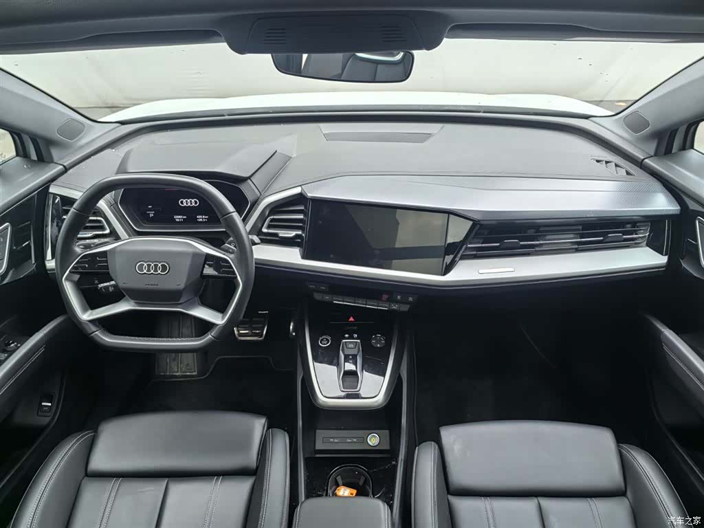 Audi Q4 e-tron, 2025 7