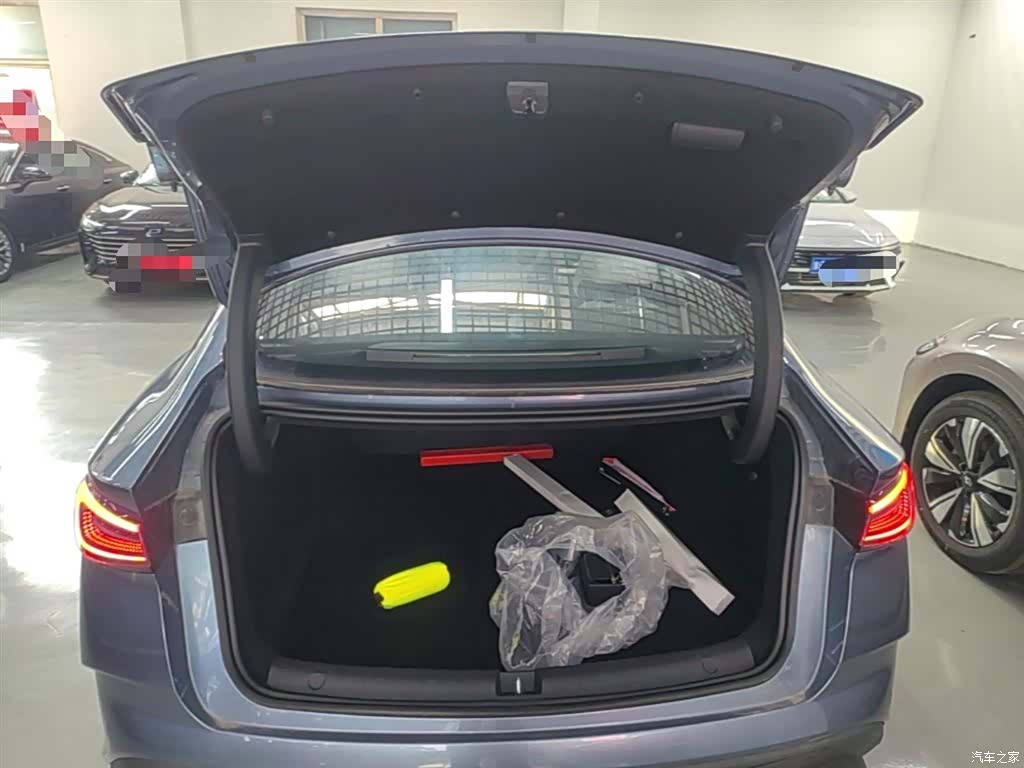 BYD Seal, 2025 19