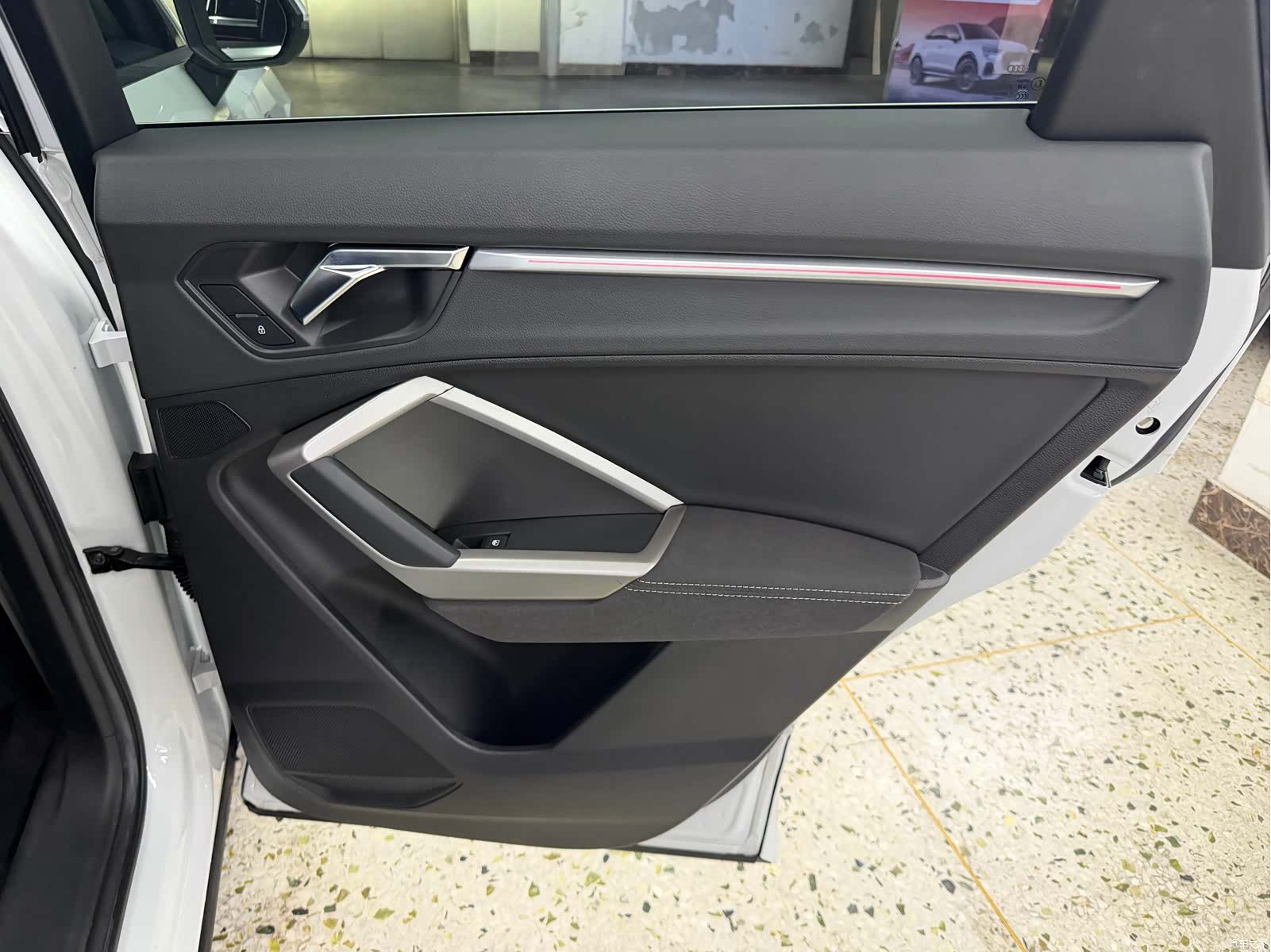Audi Q3, 2022 16