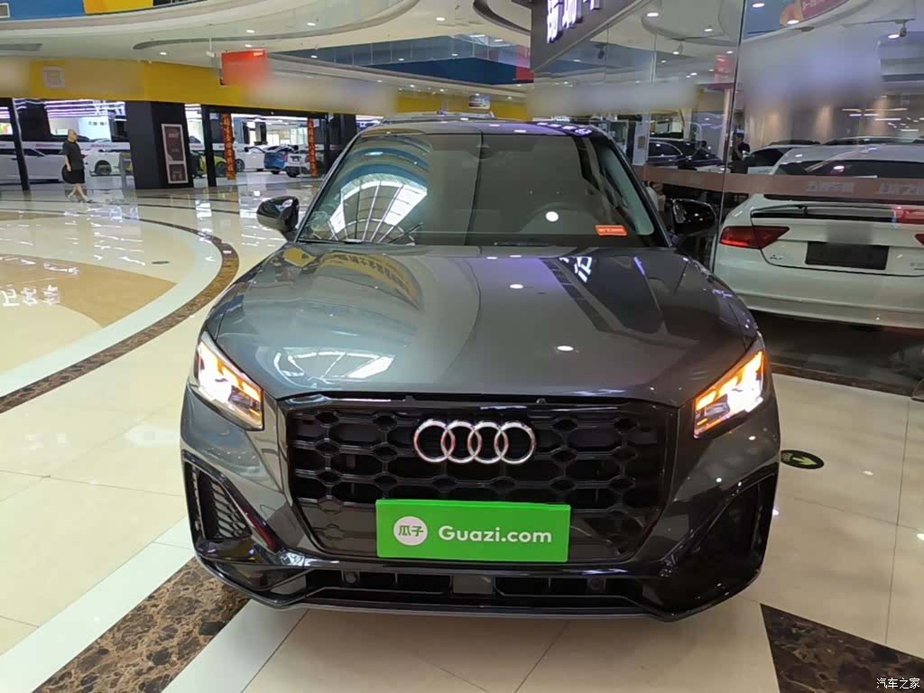 Audi Q2L, 2022 3