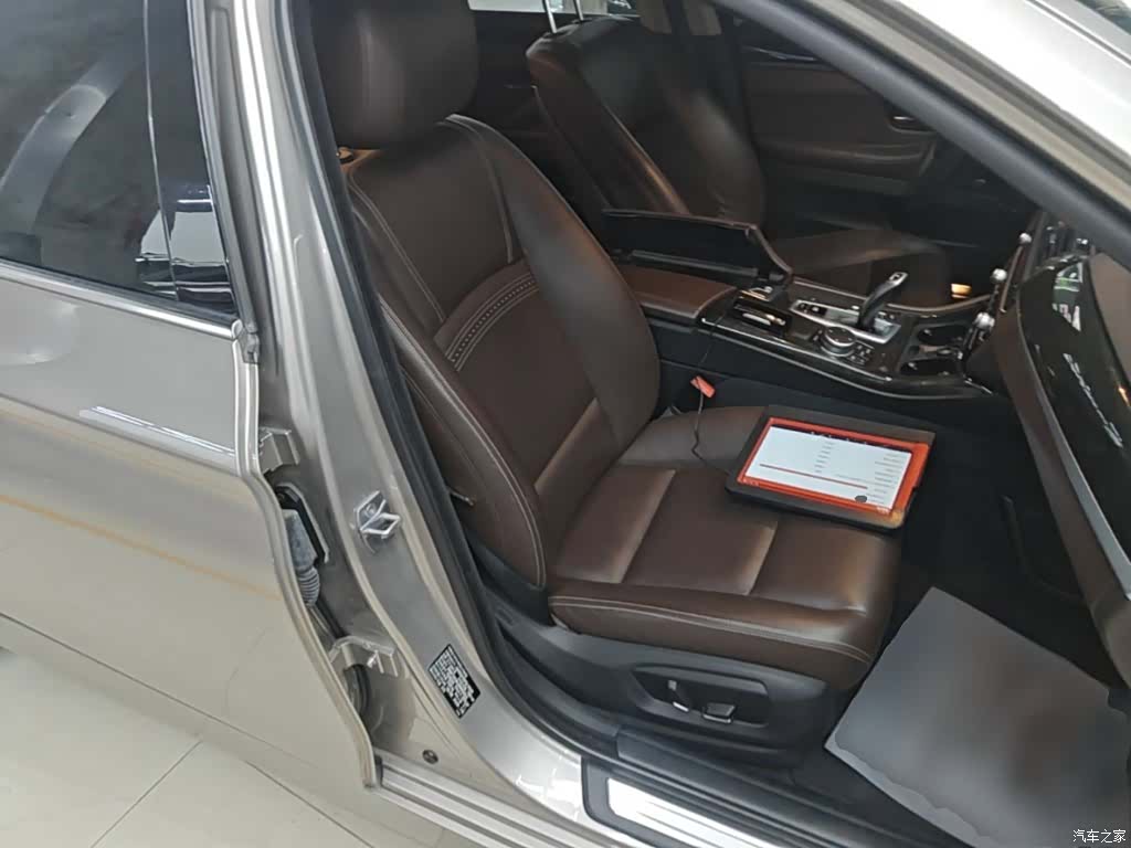 BMW 5 Series, 2015 25