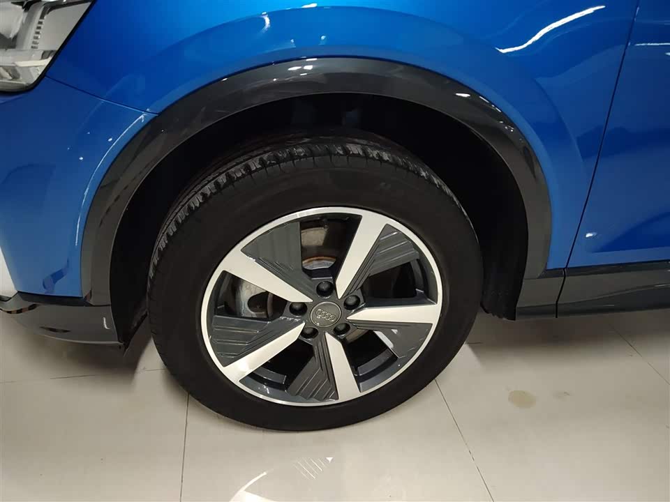 Audi Q2L Audi Q2L