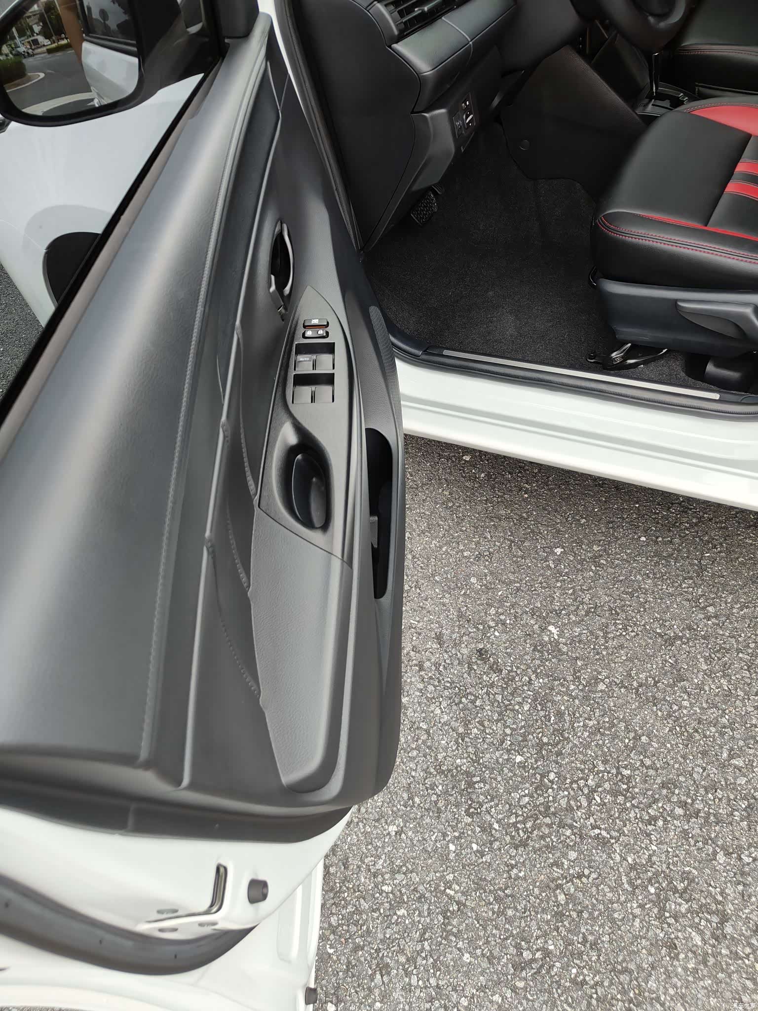Toyota YARiS L, 2020 11