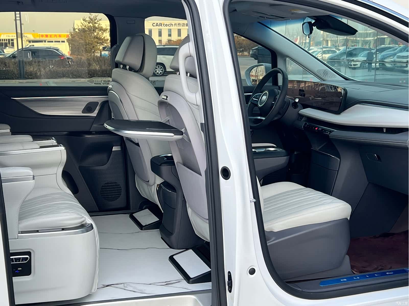 Buick GL8, 2025 15