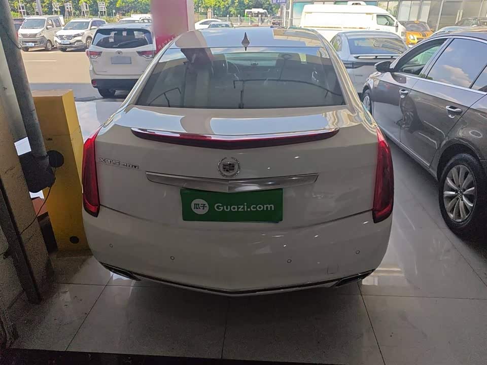 Cadillac XTS