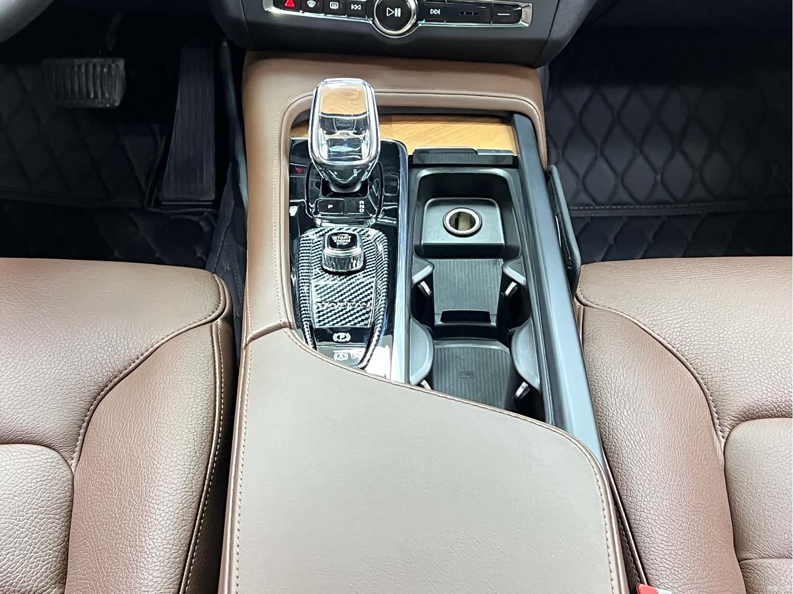 Volvo S90, 2024 25