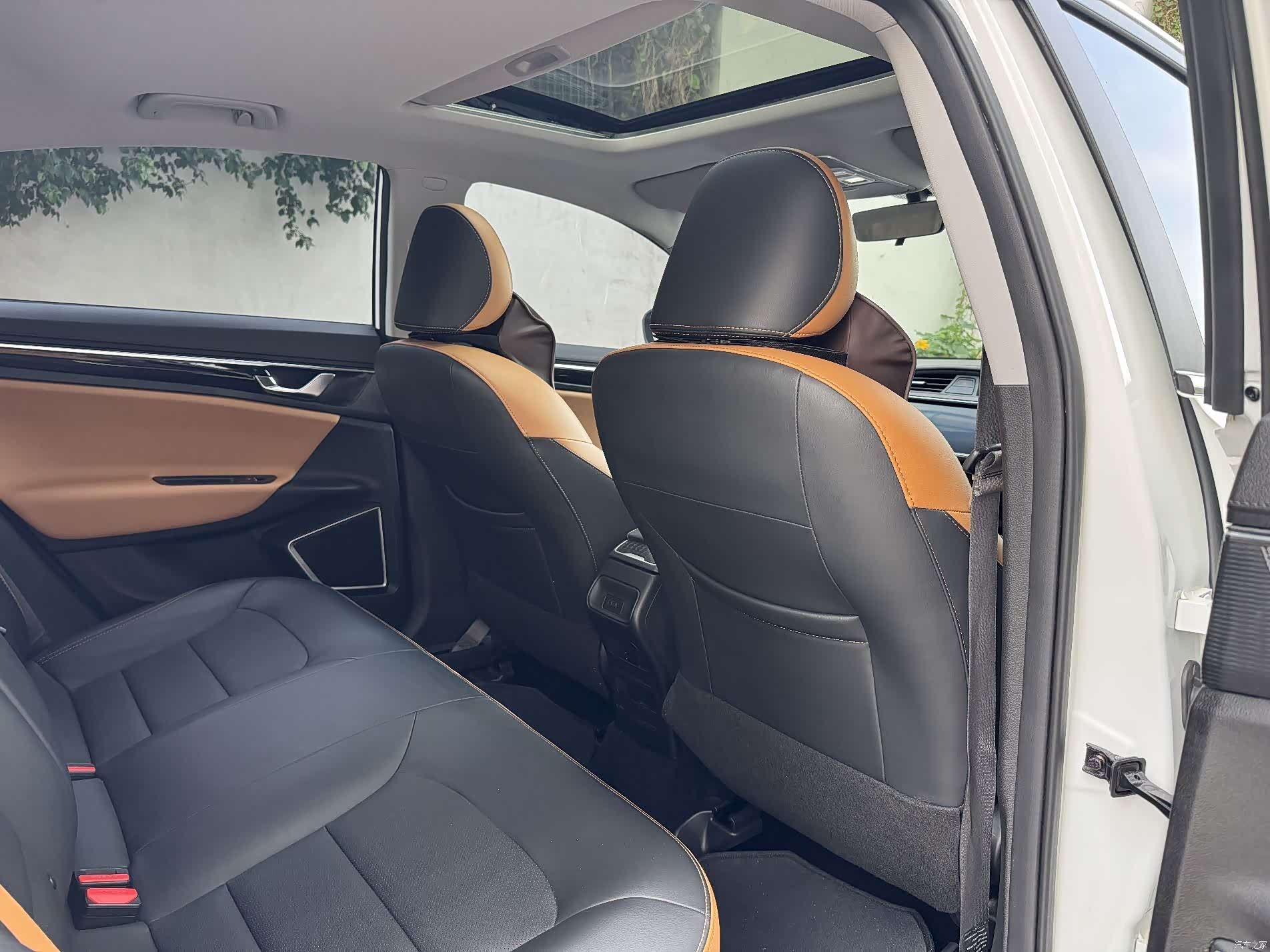 Geely Emgrand, 2020 13