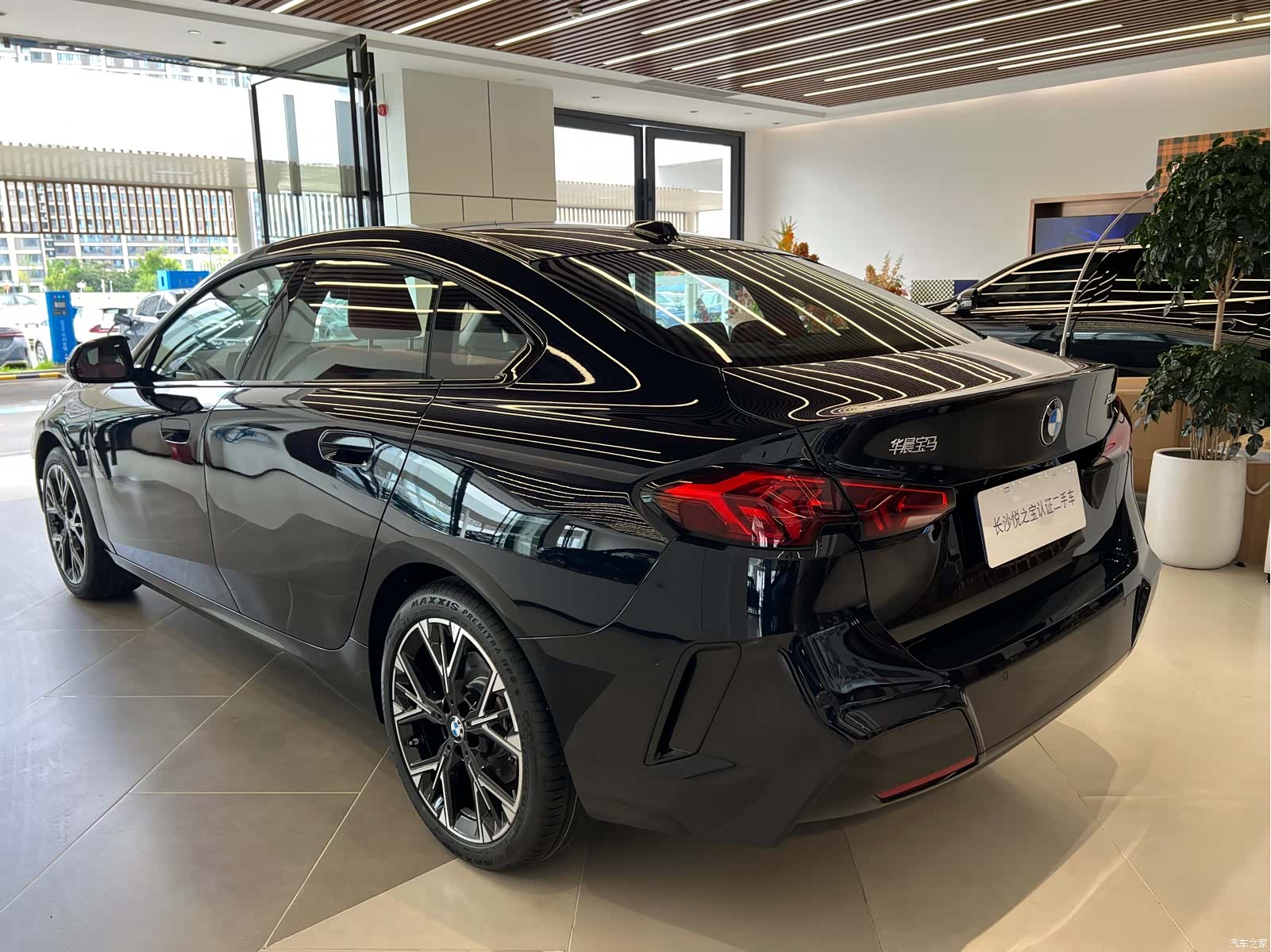 BMW 2 Series, 2025 все фото