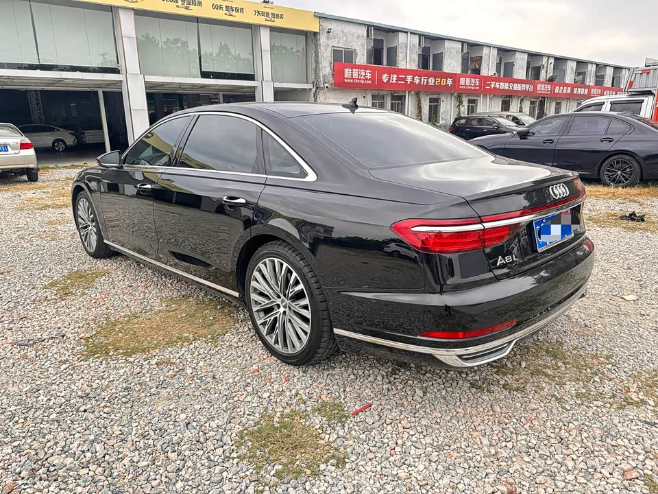 Audi A8