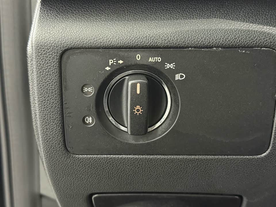 Mercedes-Benz R-class