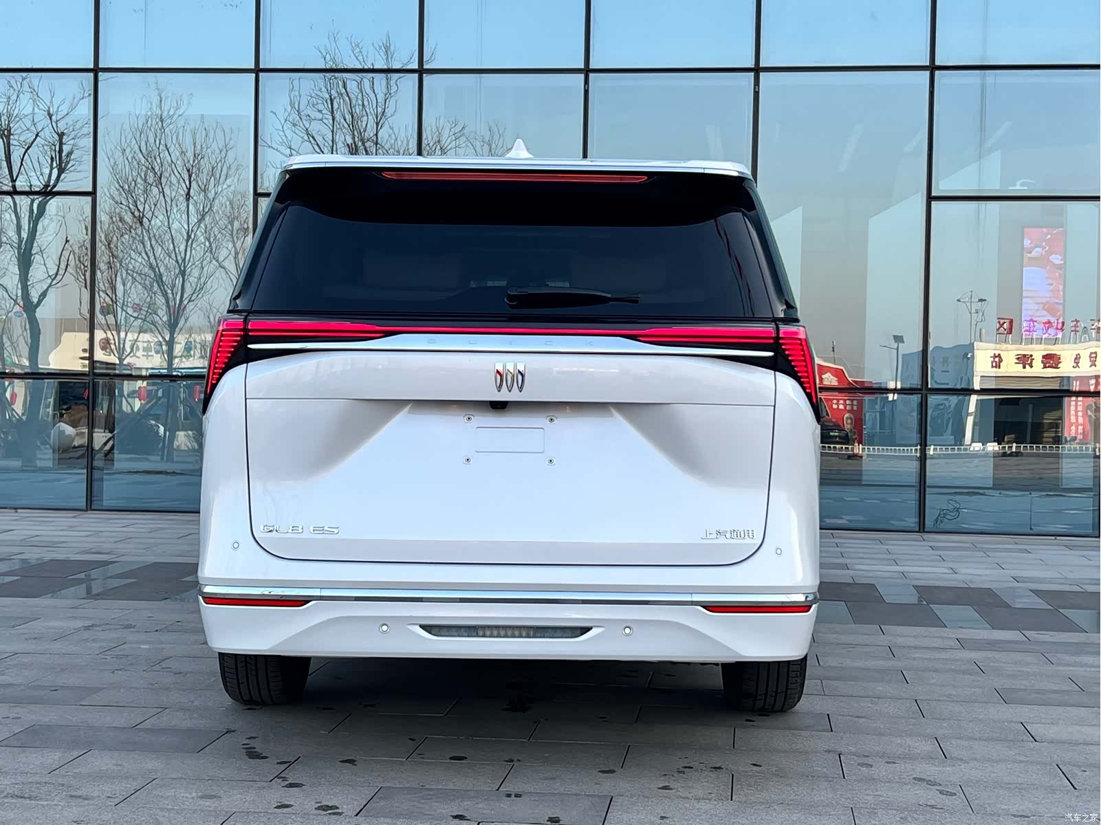 Buick GL8, 2025 все фото