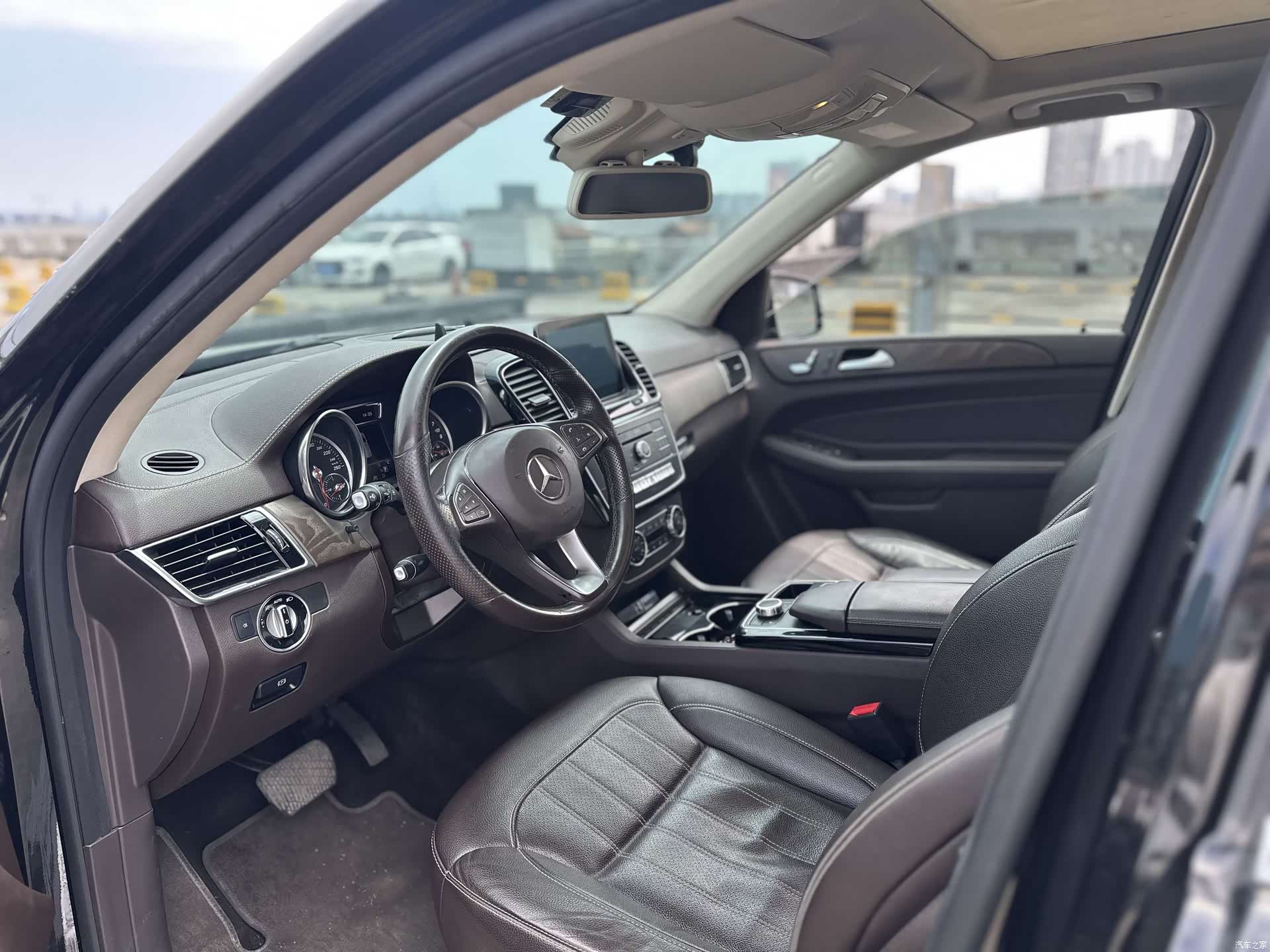 Mercedes-Benz GLE, 2017 13