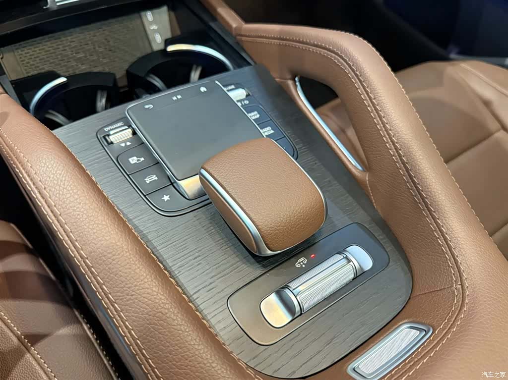 Mercedes-Benz GLE, 2024 20