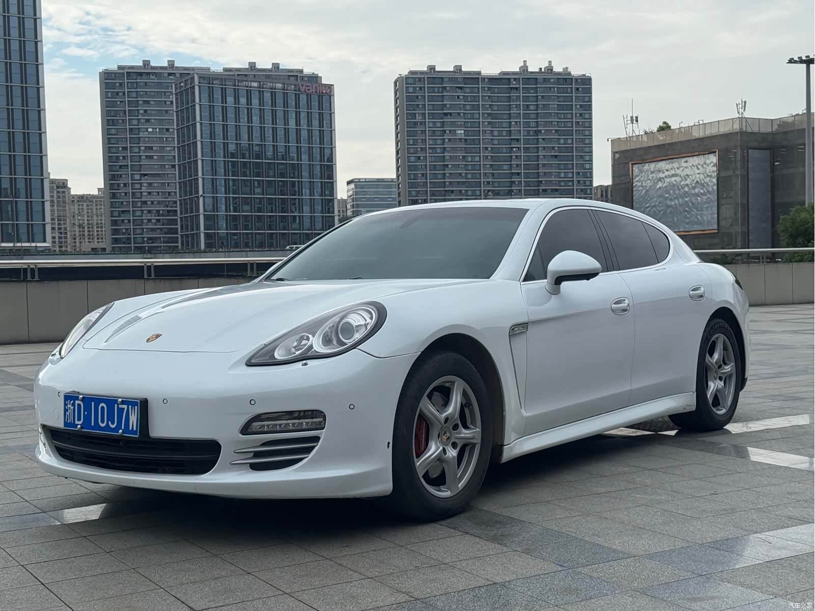 Porsche Panamera, 2013 1