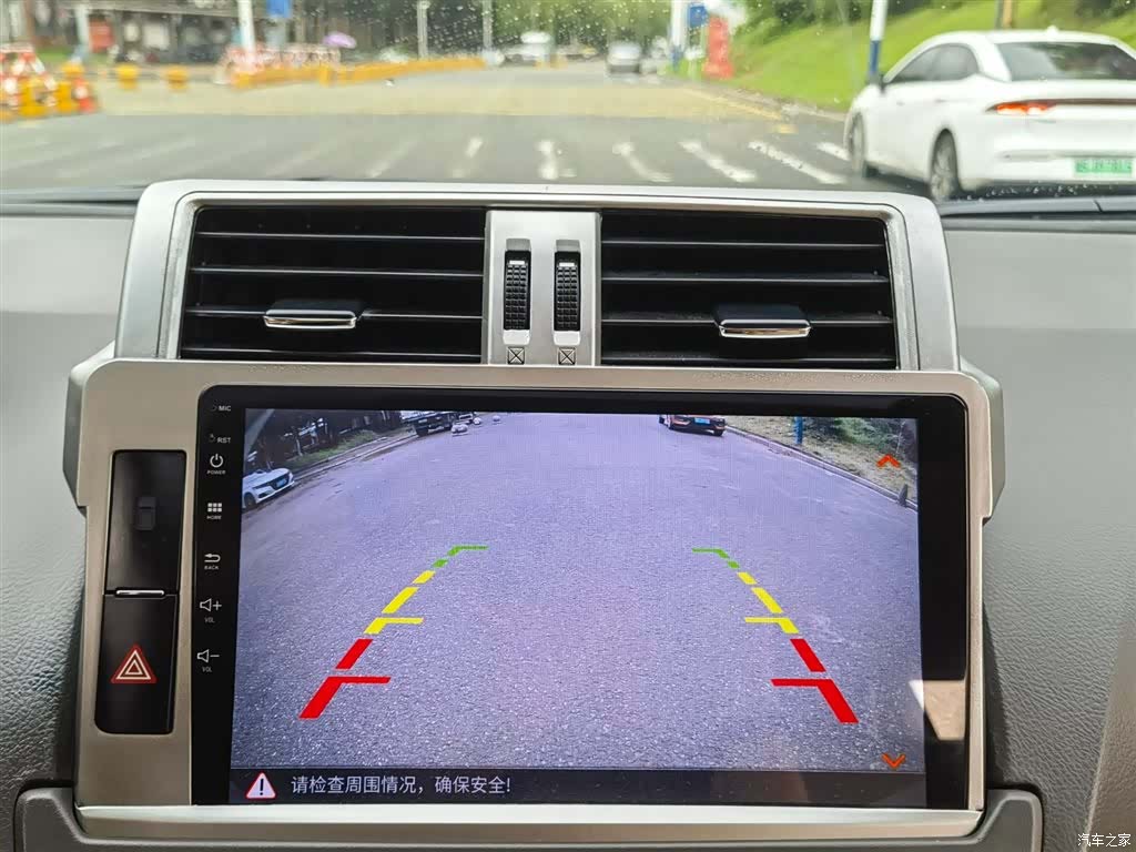 Toyota Prado, 2017 15
