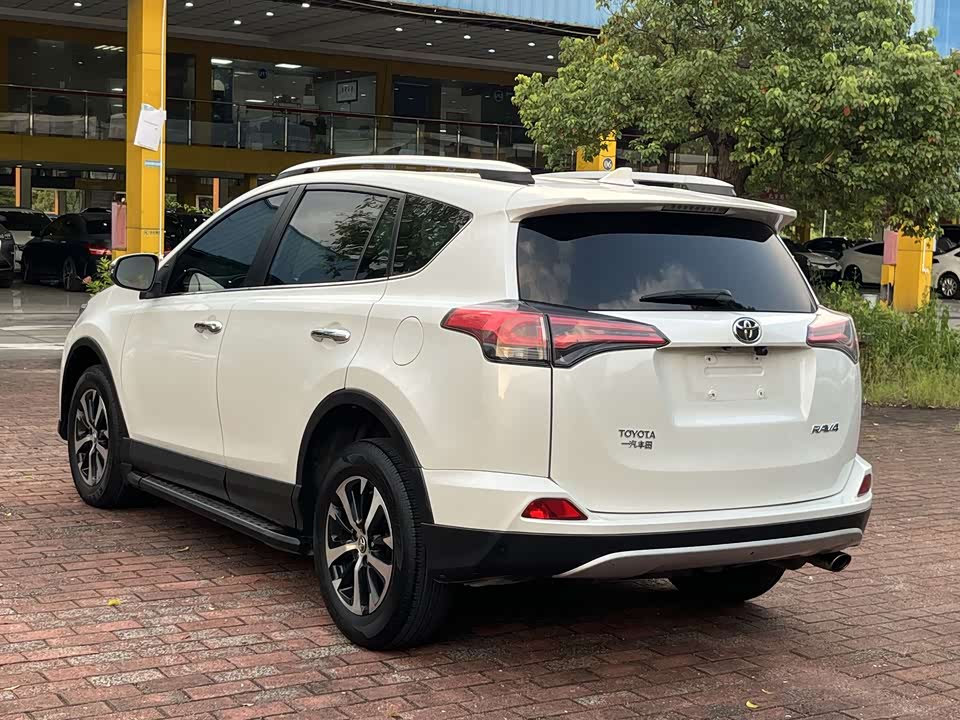 Toyota RAV4 Rongfang