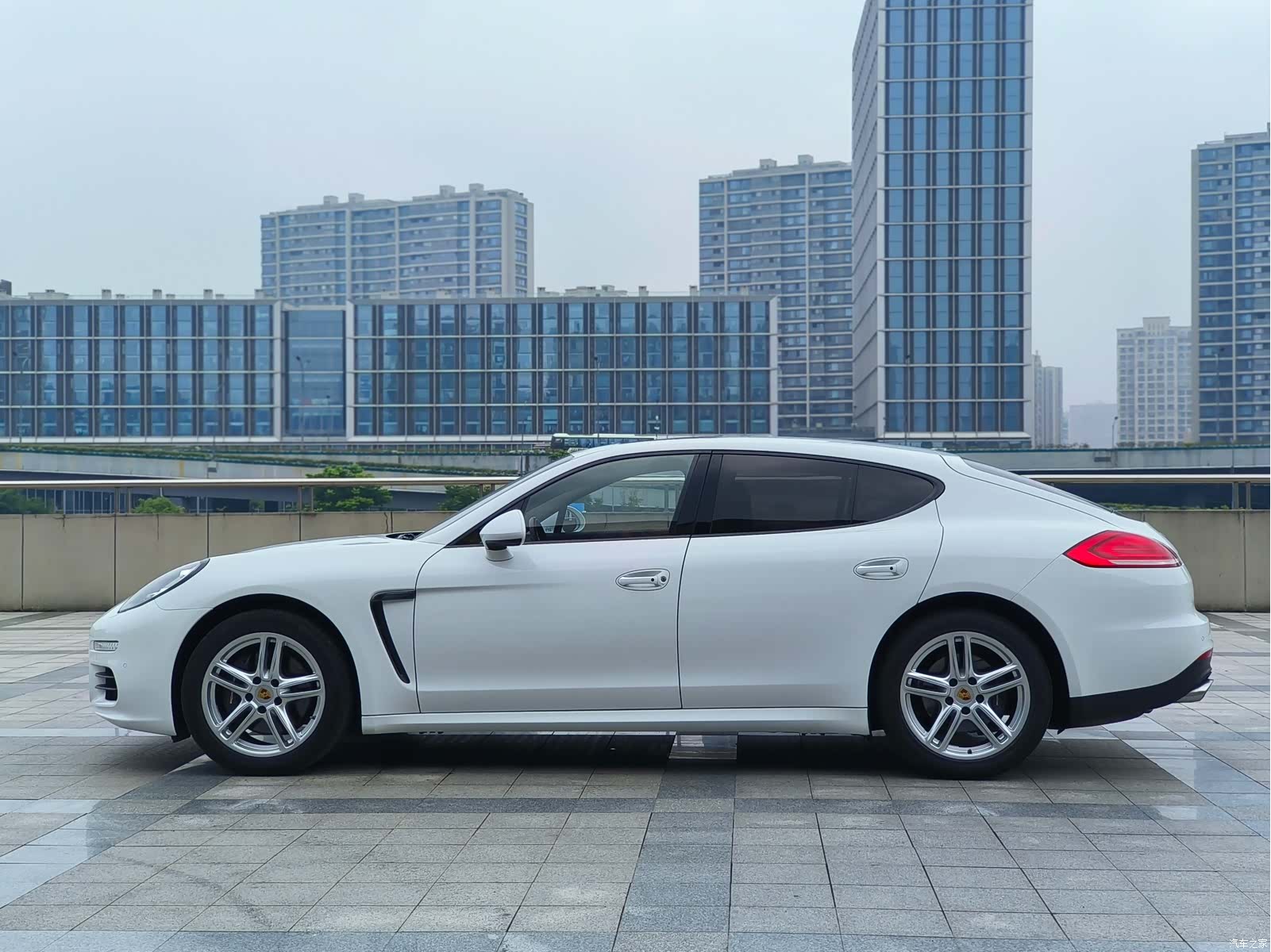 Porsche Panamera, 2016 11