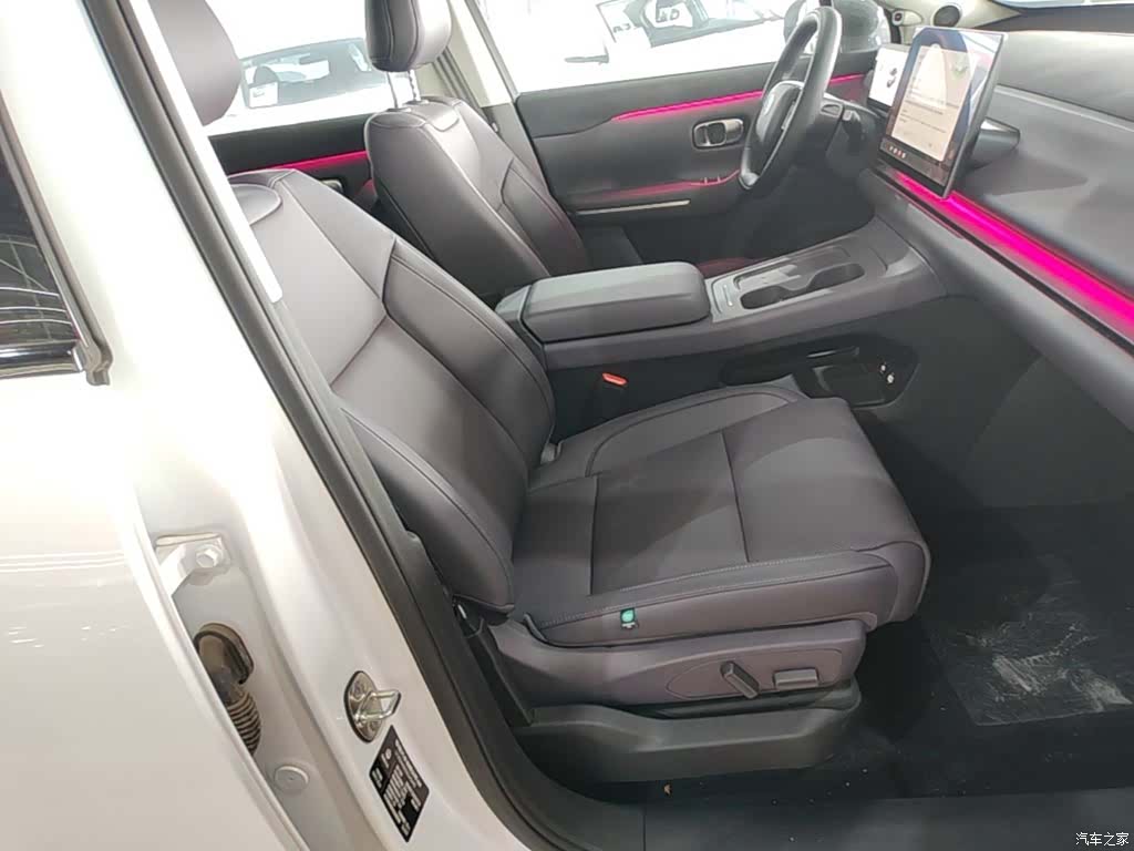 Leapmotor C10, 2025 25