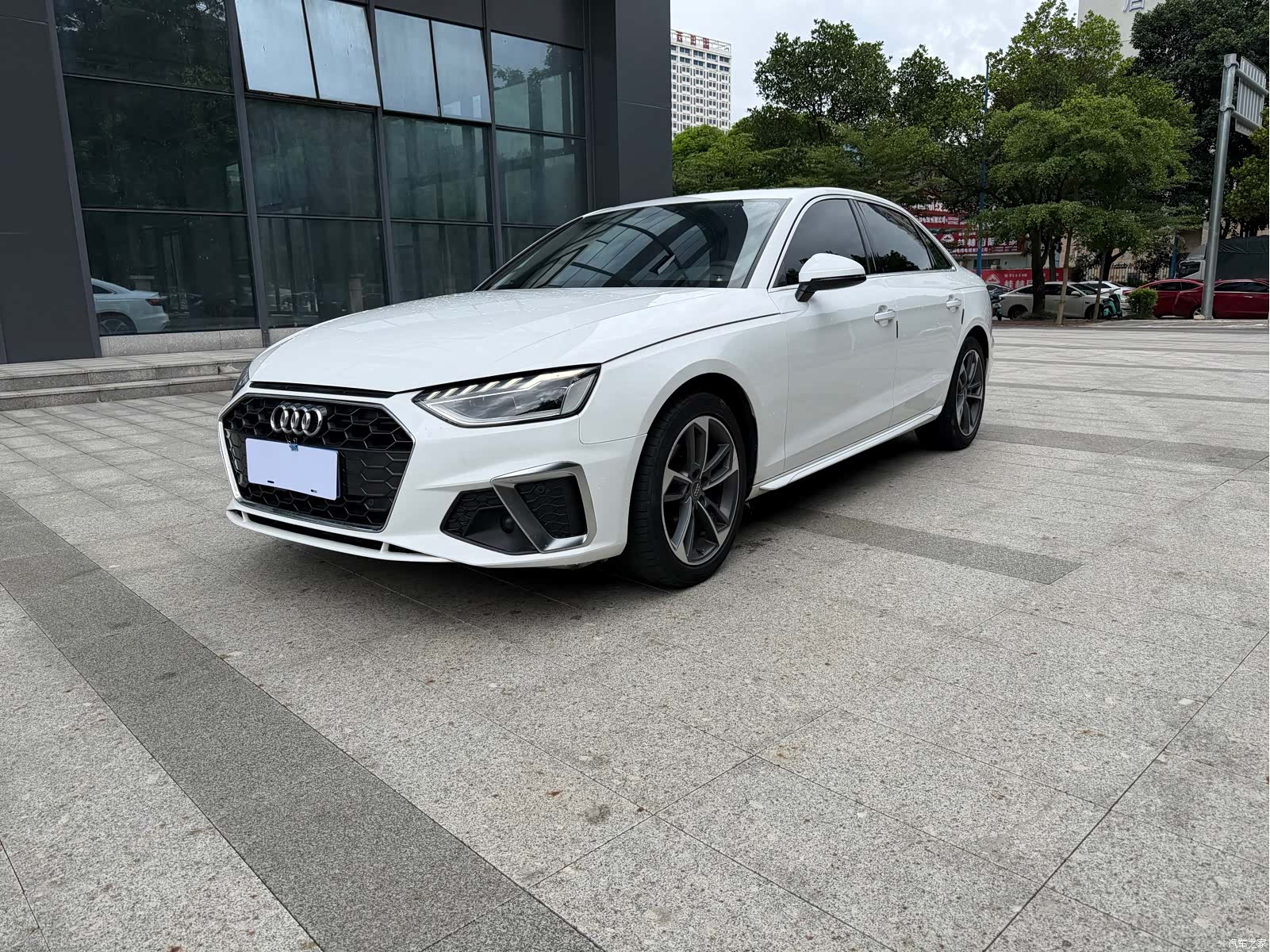 Audi A4L, 2020 1