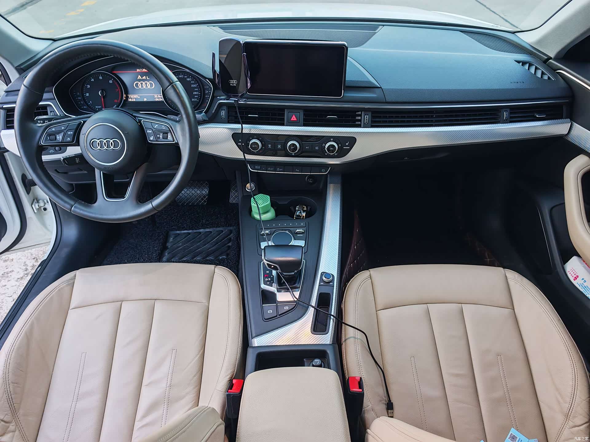 Audi A4L, 2017 11
