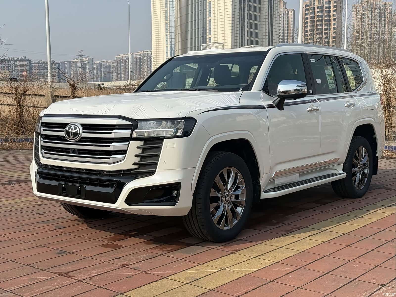 Toyota Land Cruiser, 2026 2