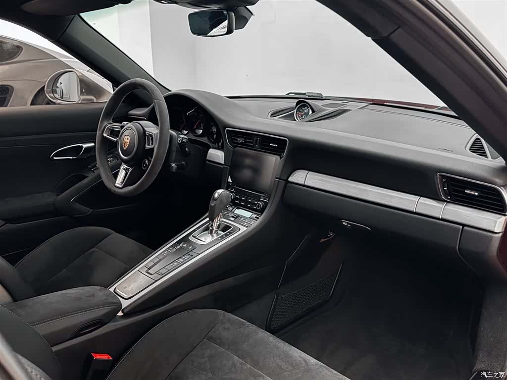Porsche 911, 2017 13