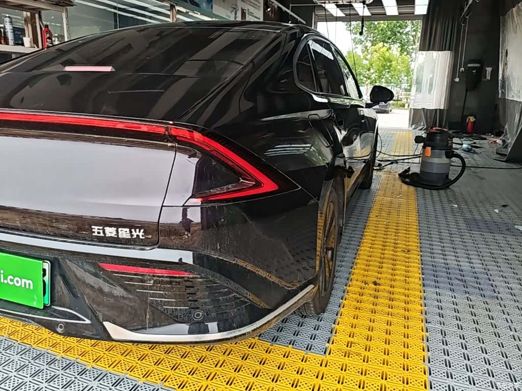 Wuling Starlight, 2024 8