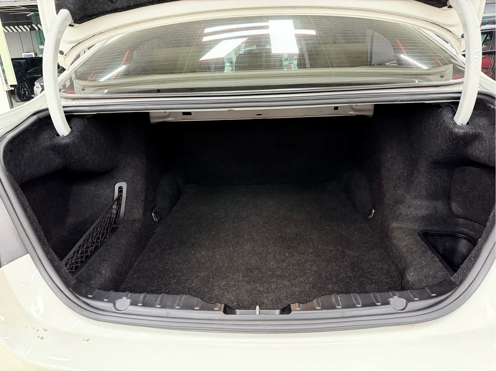 BMW 5 Series, 2013 25