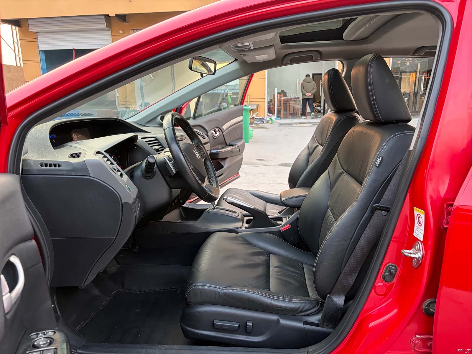 Honda Civic, 2012 все фото