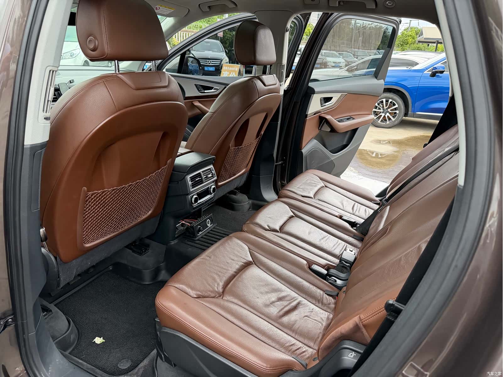 Audi Q7, 2017 все фото